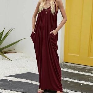 Maxi wine red dress with pockets